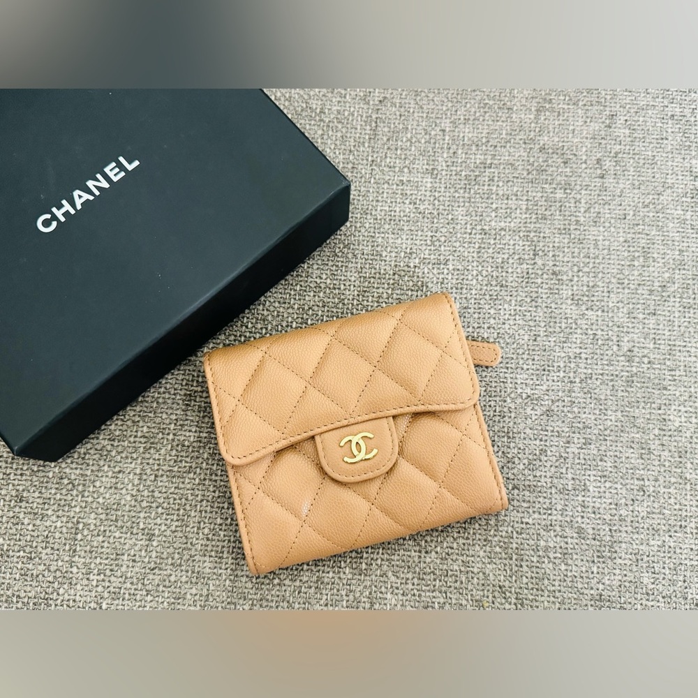 Classic Chanel Trifold Wallet - Never worn